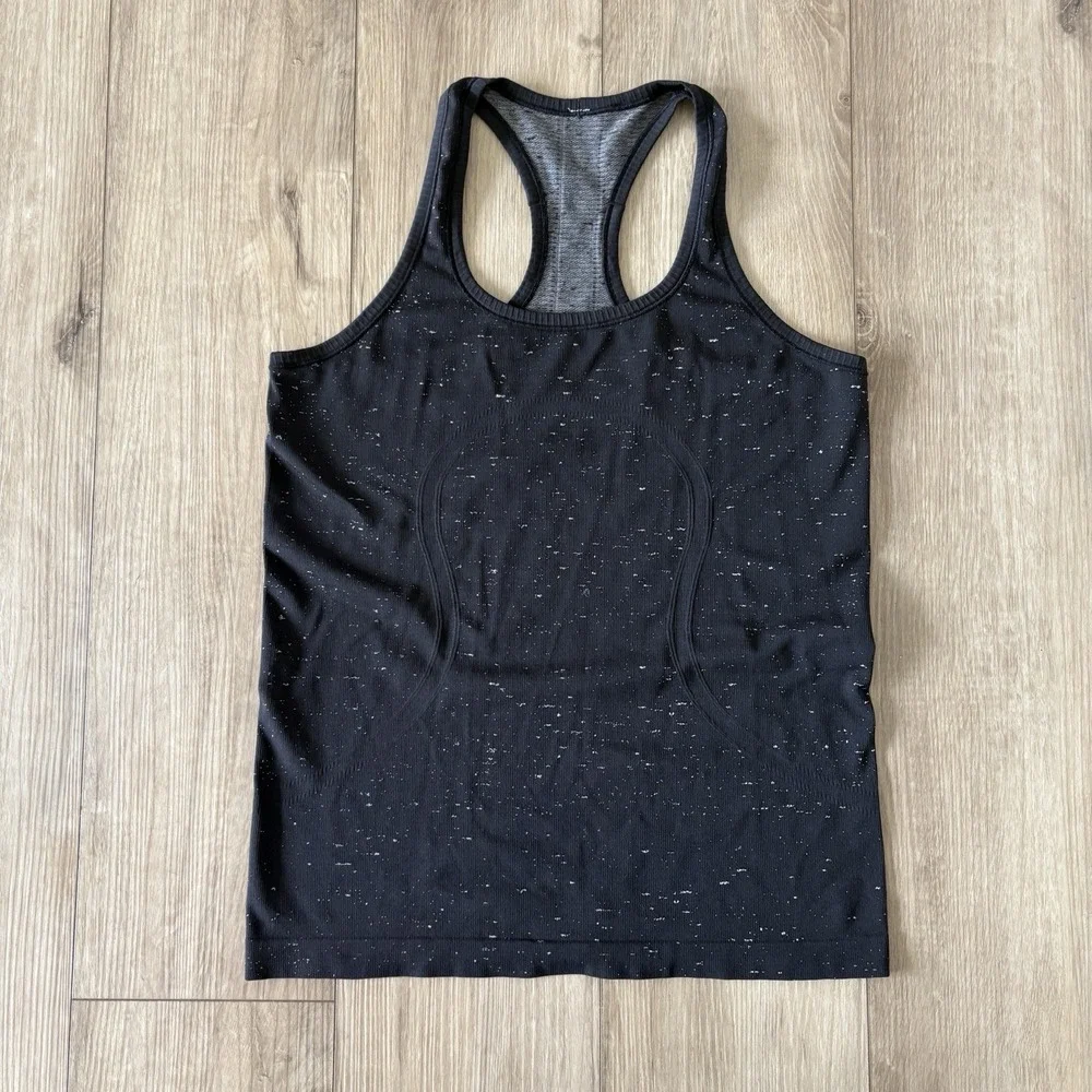 Lululemon Swiftly Tech Black Speckled Racerback Tank Top Shirt Size 8 Yoga‎ Gym